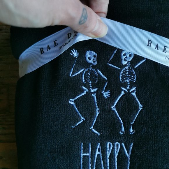 Rae Dunn Happy Halloween Skeleton Hand Towels - Picture 2 of 2